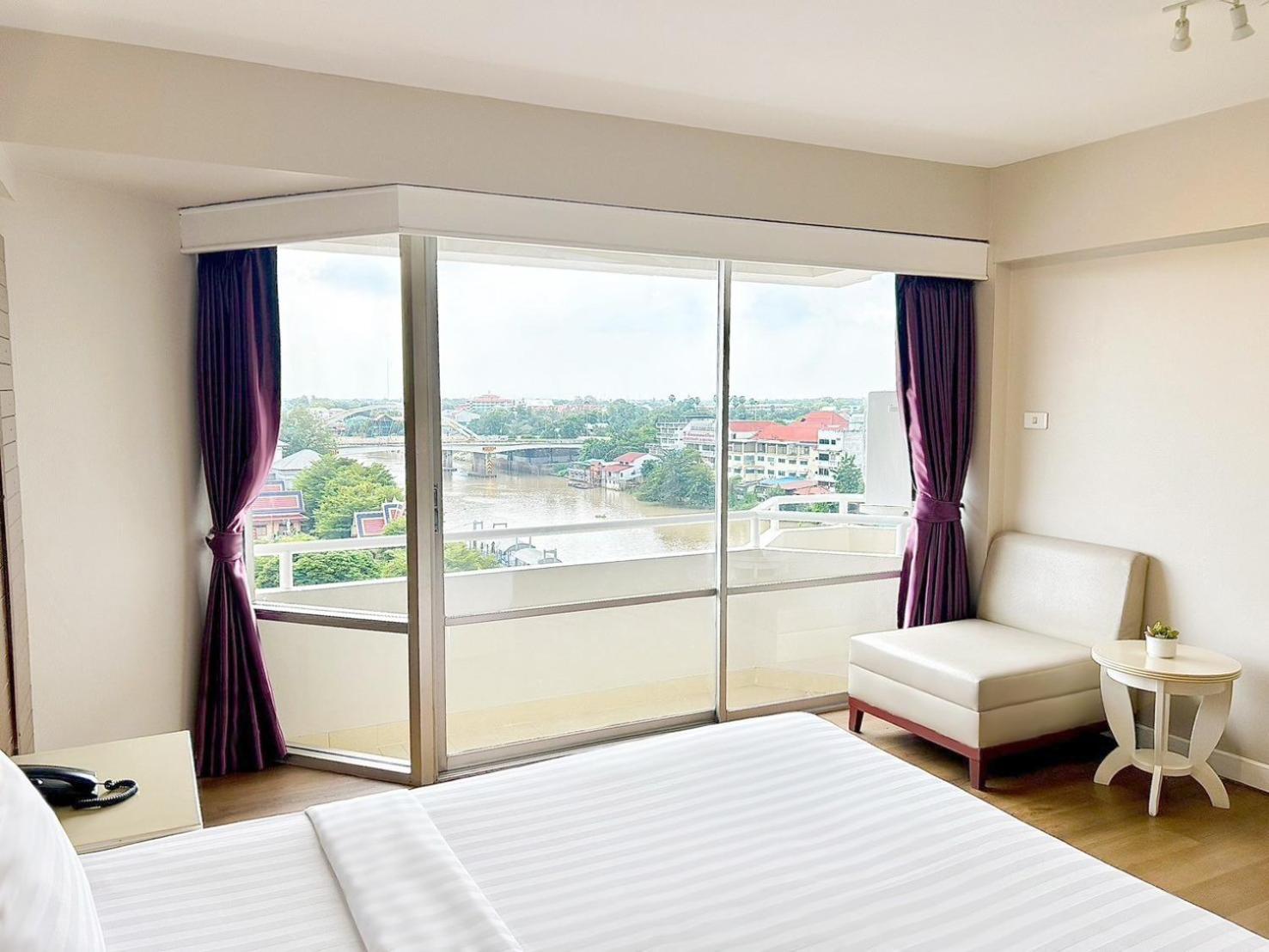 Ayothaya Riverside Hotel