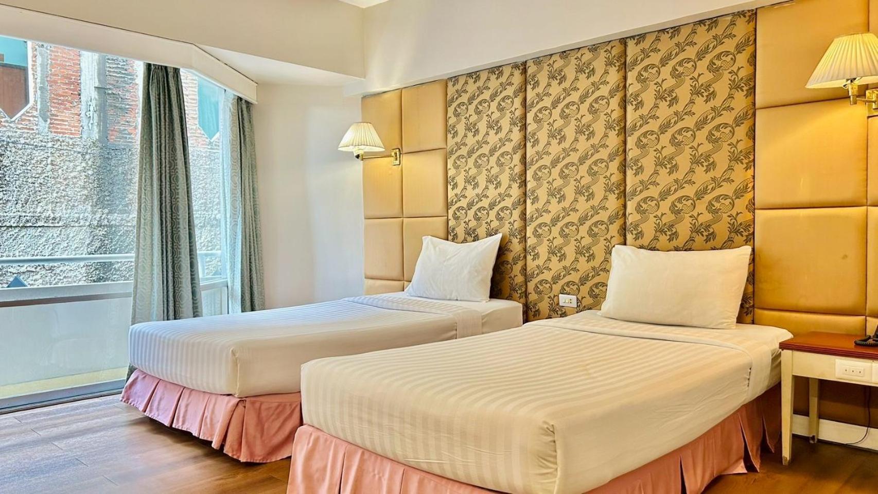 Ayothaya Riverside 3*