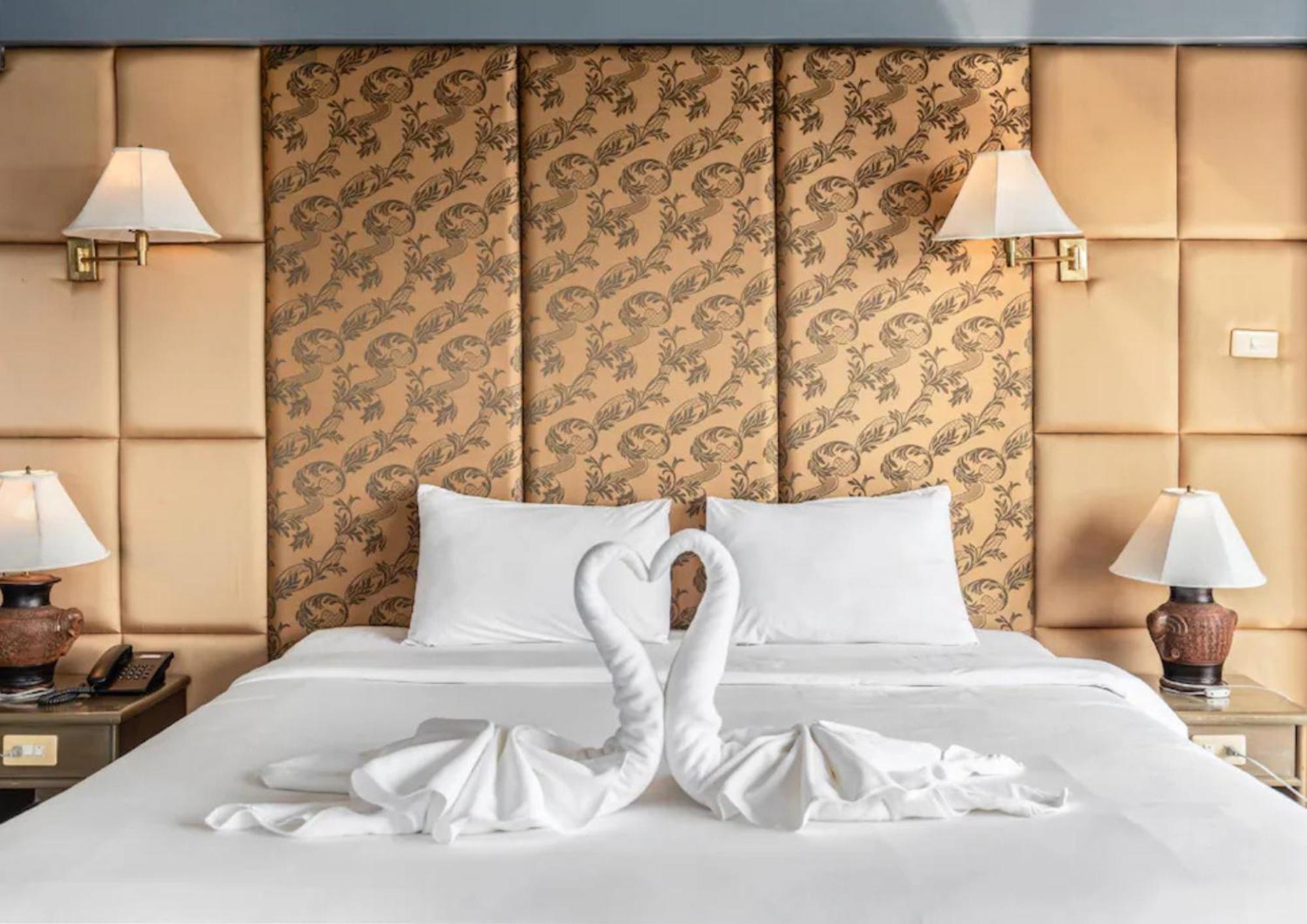 Ayothaya Riverside 3*